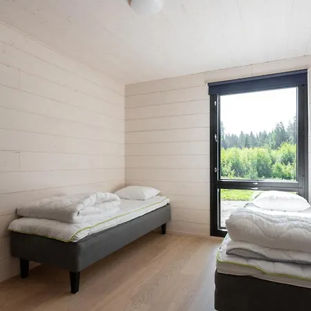 Himoskuutio 10, Erillistalo, Ulkoporeallas Jämsä